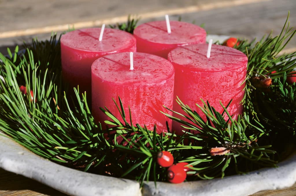 Adventkranz binden. Foto: © Stefan Kastenhofer